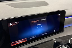 musta Mercedes-Benz CLA 2022 kuva 19.