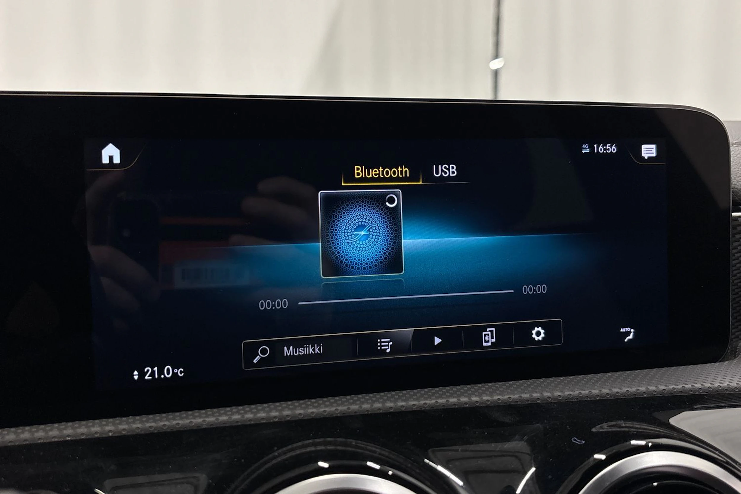 musta Mercedes-Benz CLA 2022 kuva 19.