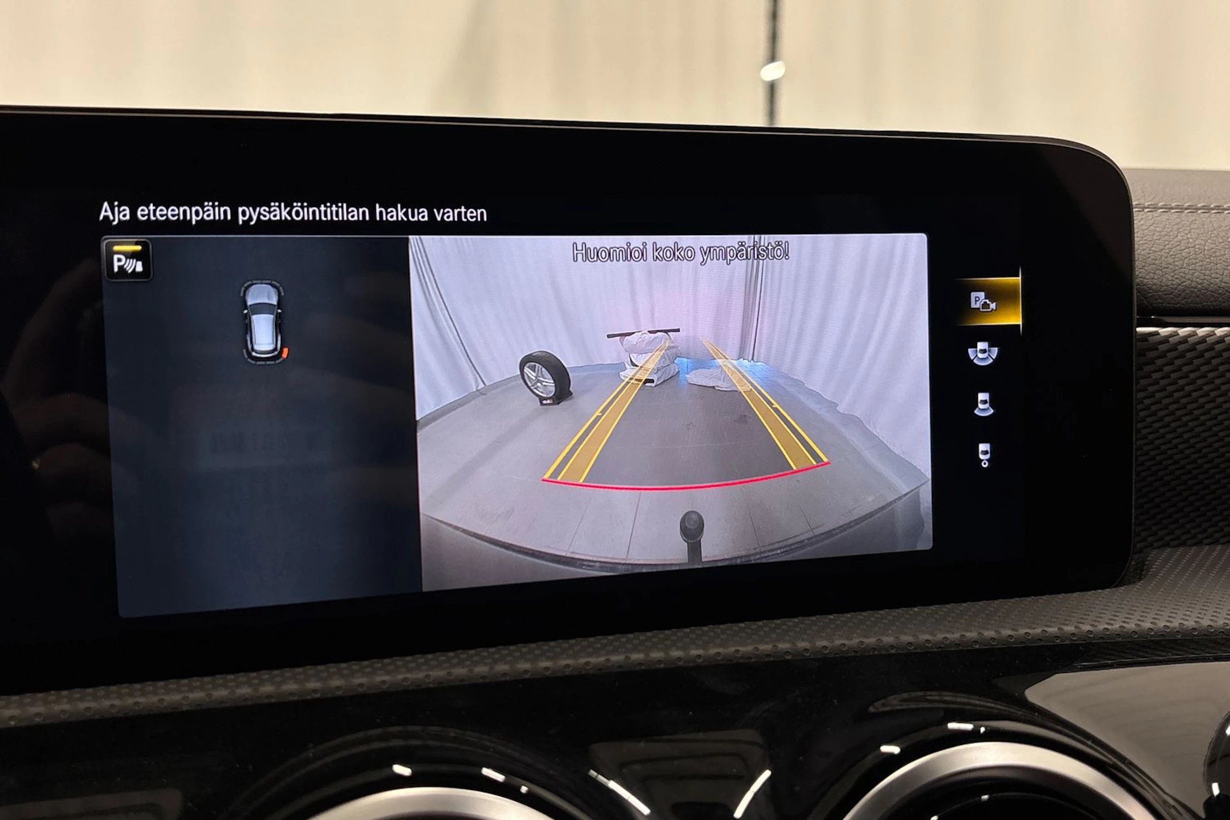 musta Mercedes-Benz CLA 2022 kuva 20.