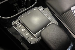 musta Mercedes-Benz CLA 2022 kuva 24.