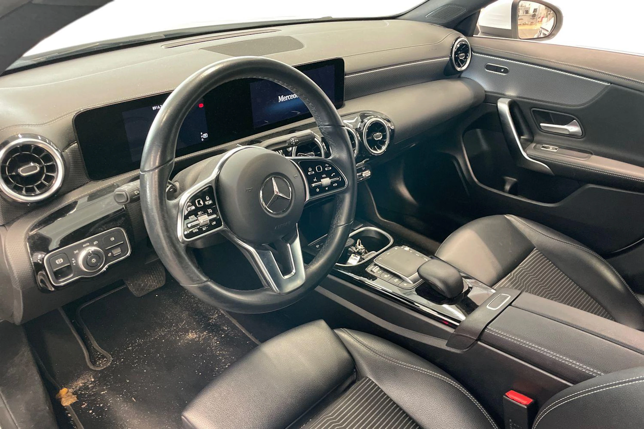 valkoinen Mercedes-Benz CLA 2022 kuva 3.