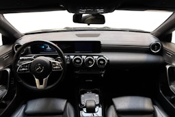 musta Mercedes-Benz CLA 2022 kuva 9.