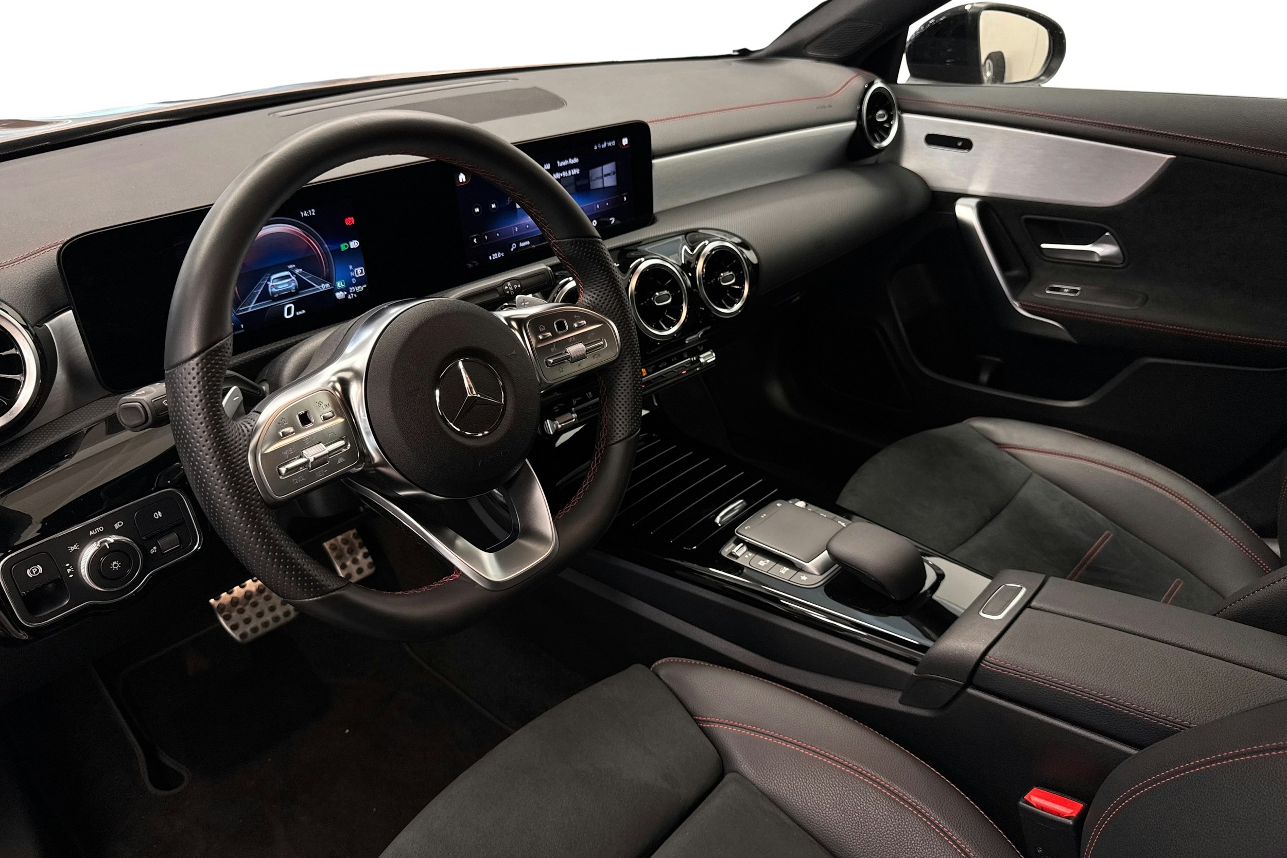 Ruskea (beige) Mercedes-Benz CLA 2022 kuva 7.