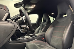 Ruskea (beige) Mercedes-Benz CLA 2022 kuva 15.