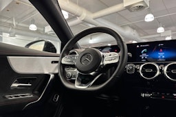 Ruskea (beige) Mercedes-Benz CLA 2022 kuva 18.