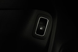 Ruskea (beige) Mercedes-Benz CLA 2022 kuva 25.