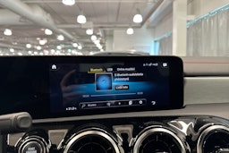 Ruskea (beige) Mercedes-Benz CLA 2022 kuva 36.