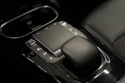 musta Mercedes-Benz CLA 2023 kuva 41.
