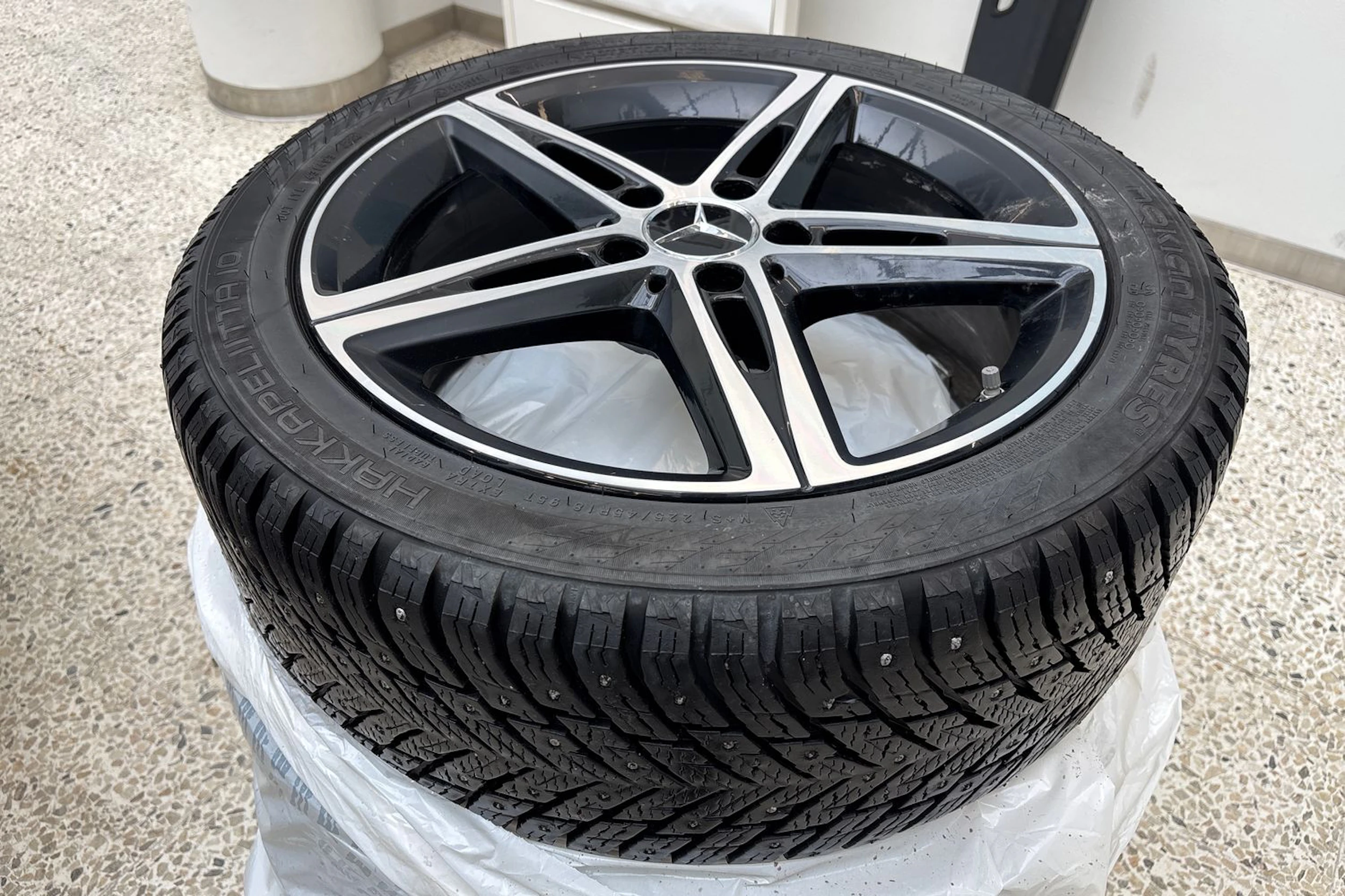 valkoinen Mercedes-Benz CLA 2022 kuva 11.