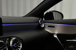 harmaa Mercedes-Benz CLA 2022 kuva 26.