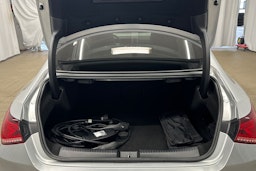 harmaa Mercedes-Benz CLA 2022 kuva 28.