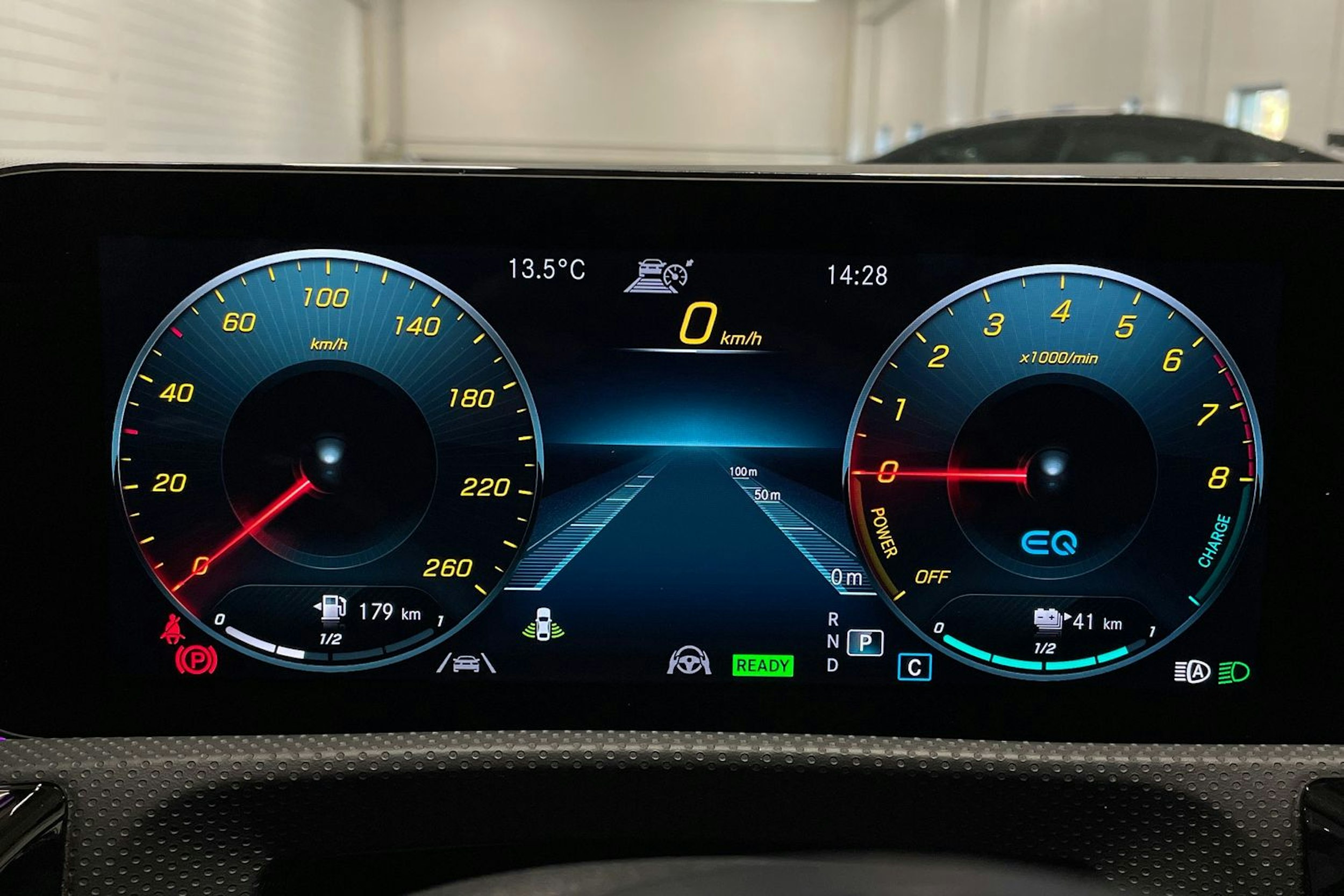 musta Mercedes-Benz CLA 2022 kuva 16.