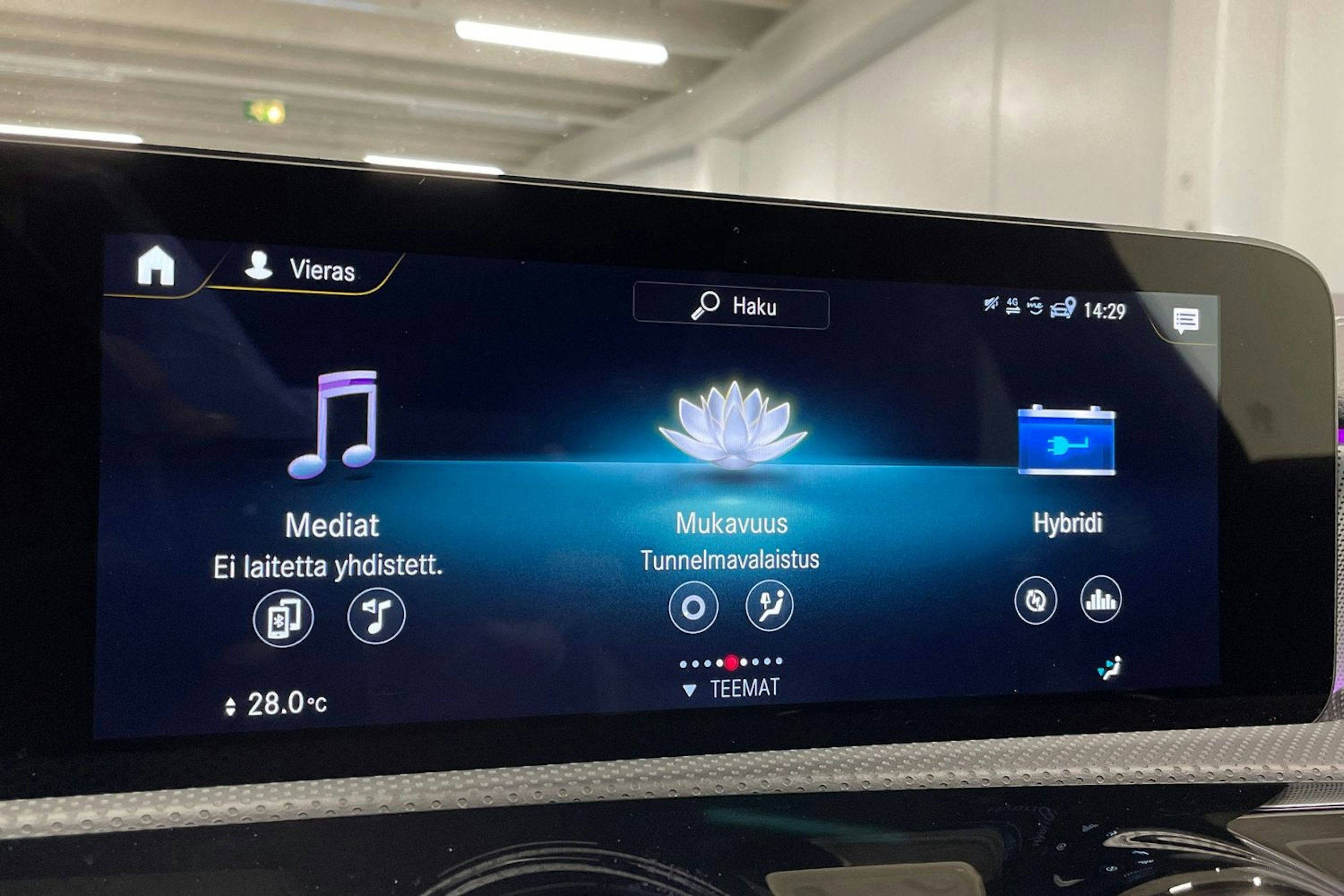 musta Mercedes-Benz CLA 2022 kuva 18.