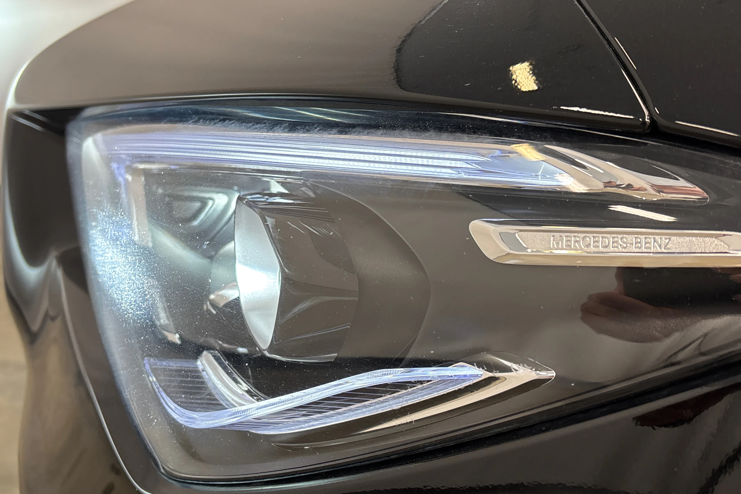 musta Mercedes-Benz CLA 2022 kuva 34.