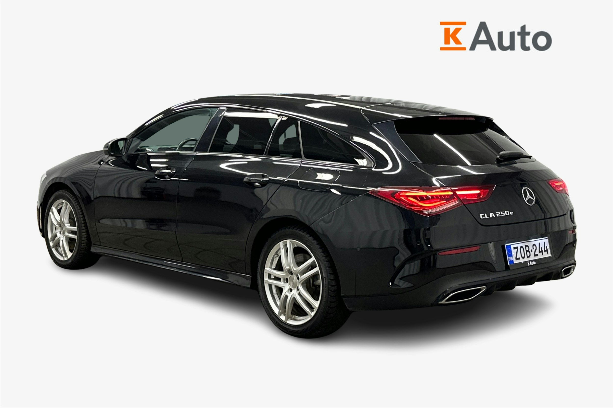 musta Mercedes-Benz CLA 2022 kuva 2.