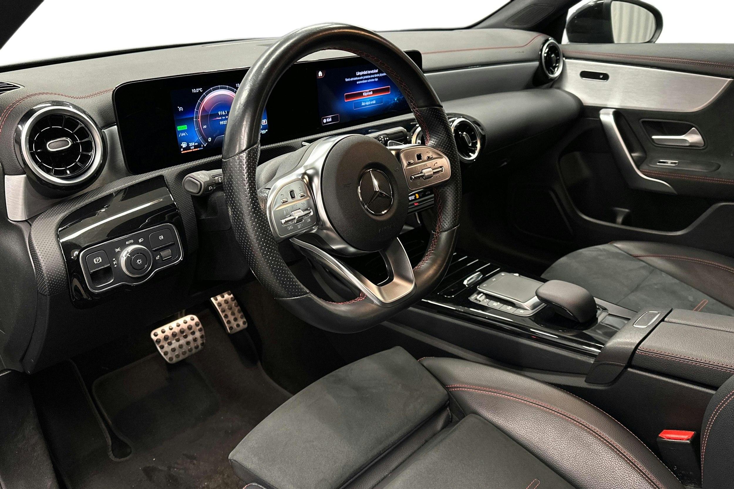 musta Mercedes-Benz CLA 2022 kuva 7.