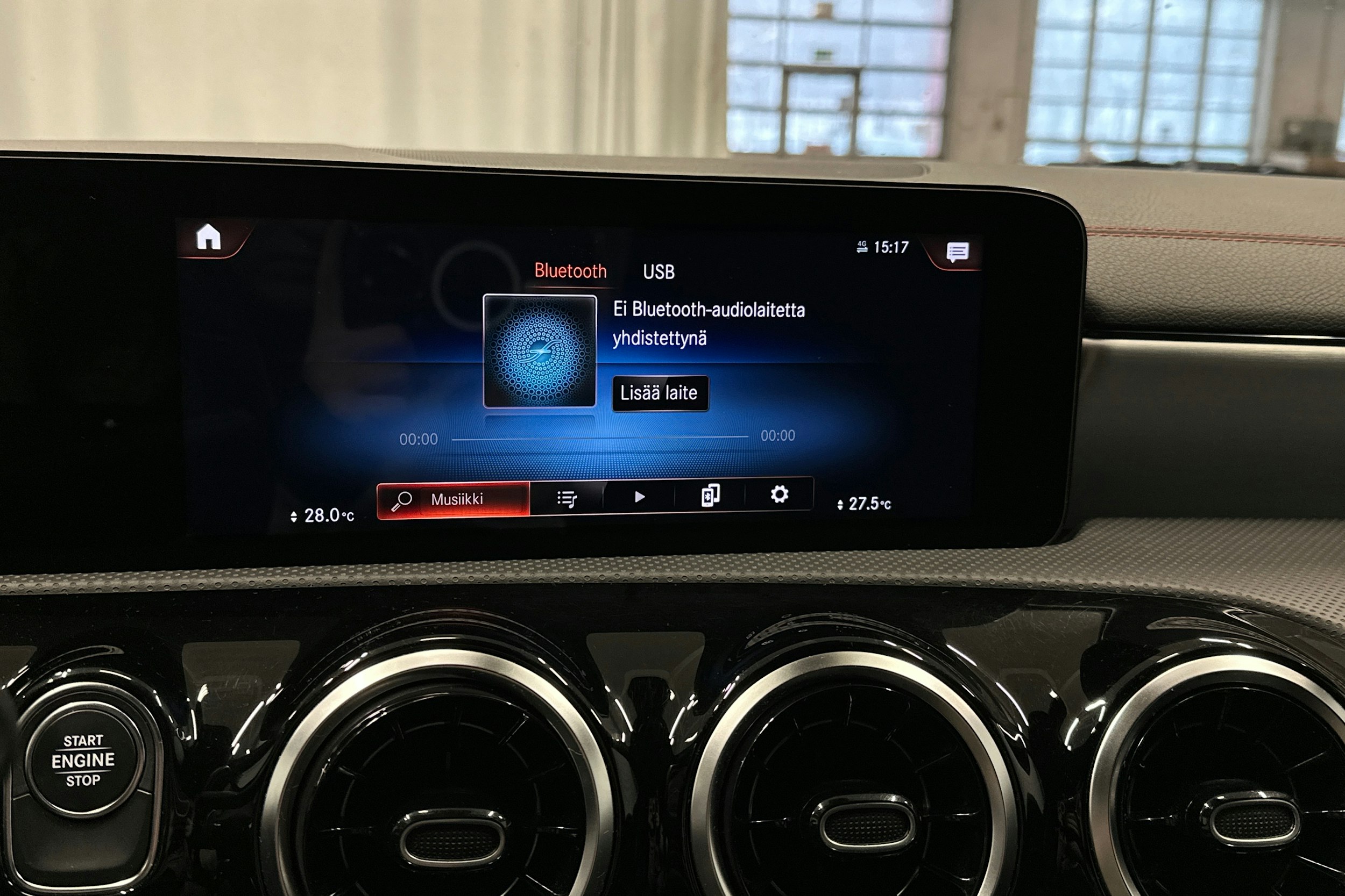 musta Mercedes-Benz CLA 2022 kuva 24.