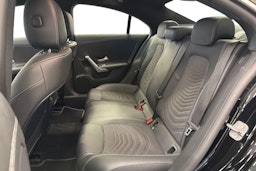 Musta Mercedes-Benz CLA 2023 kuva 10.