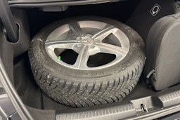 Musta Mercedes-Benz CLA 2023 kuva 13.