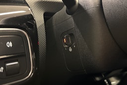 Musta Mercedes-Benz CLA 2023 kuva 20.