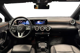 musta Mercedes-Benz CLA 2023 kuva 7.