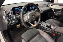 valkoinen Mercedes-Benz CLA 2023 kuva 6.