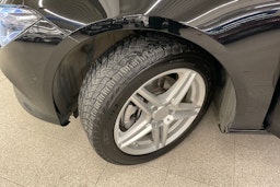 musta Mercedes-Benz CLA 2023 kuva 13.