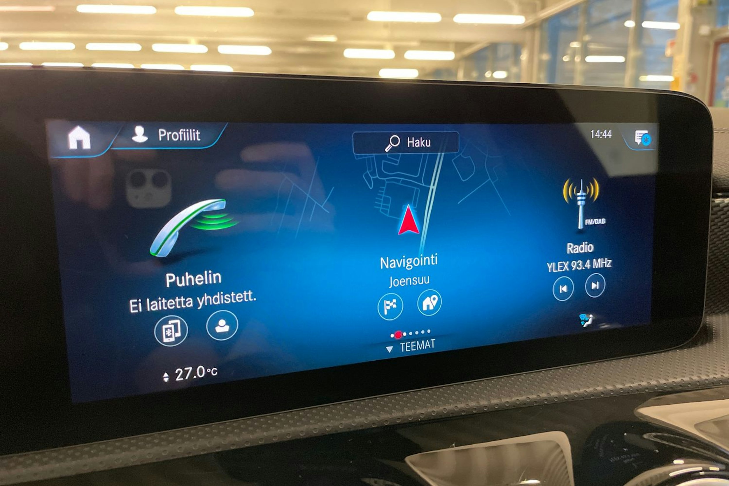 musta Mercedes-Benz CLA 2023 kuva 17.