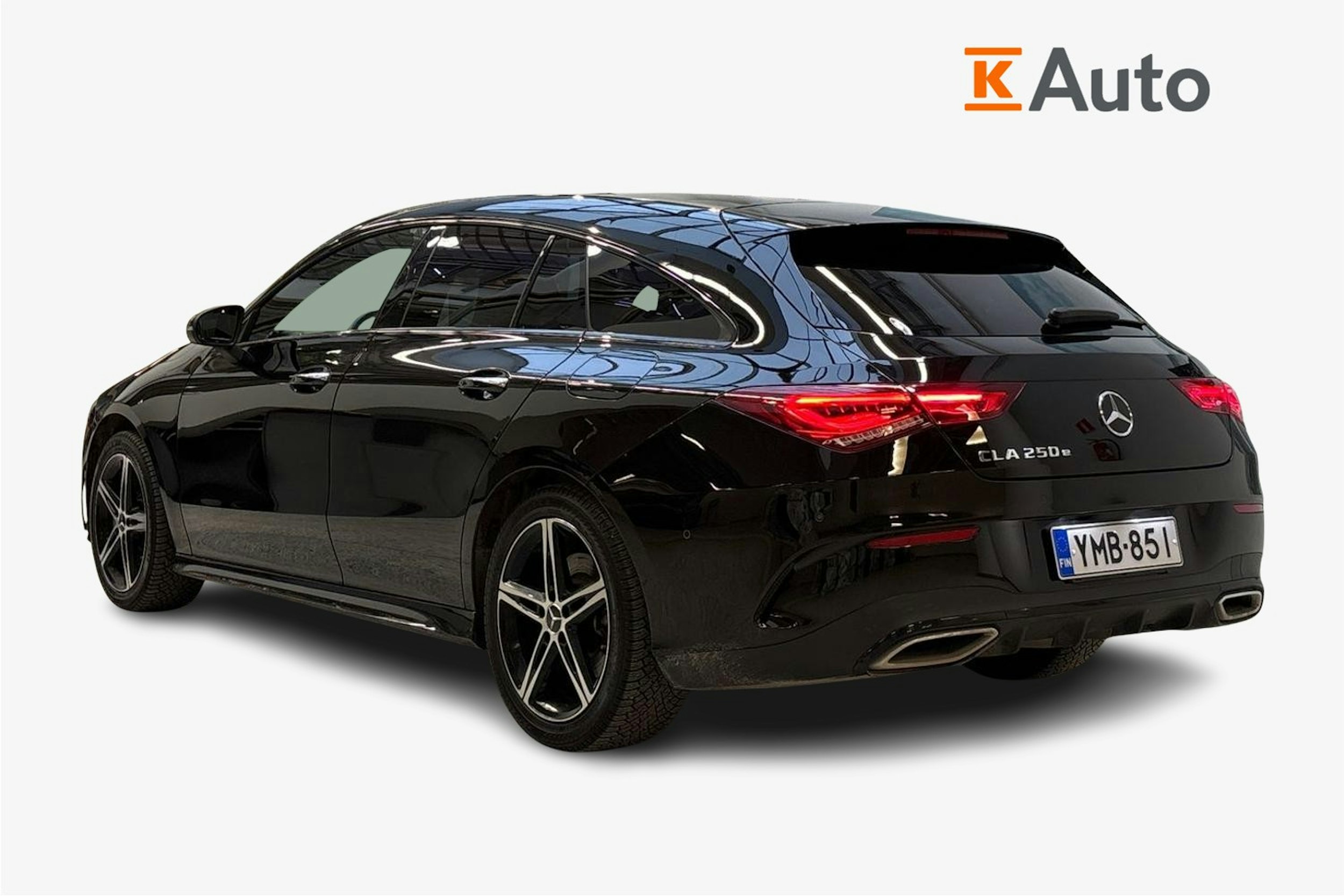 musta Mercedes-Benz CLA 2023 kuva 2.