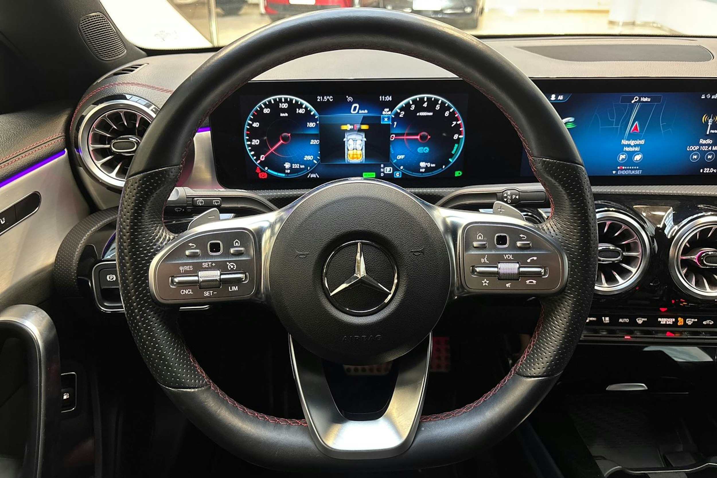 musta Mercedes-Benz CLA 2023 kuva 18.