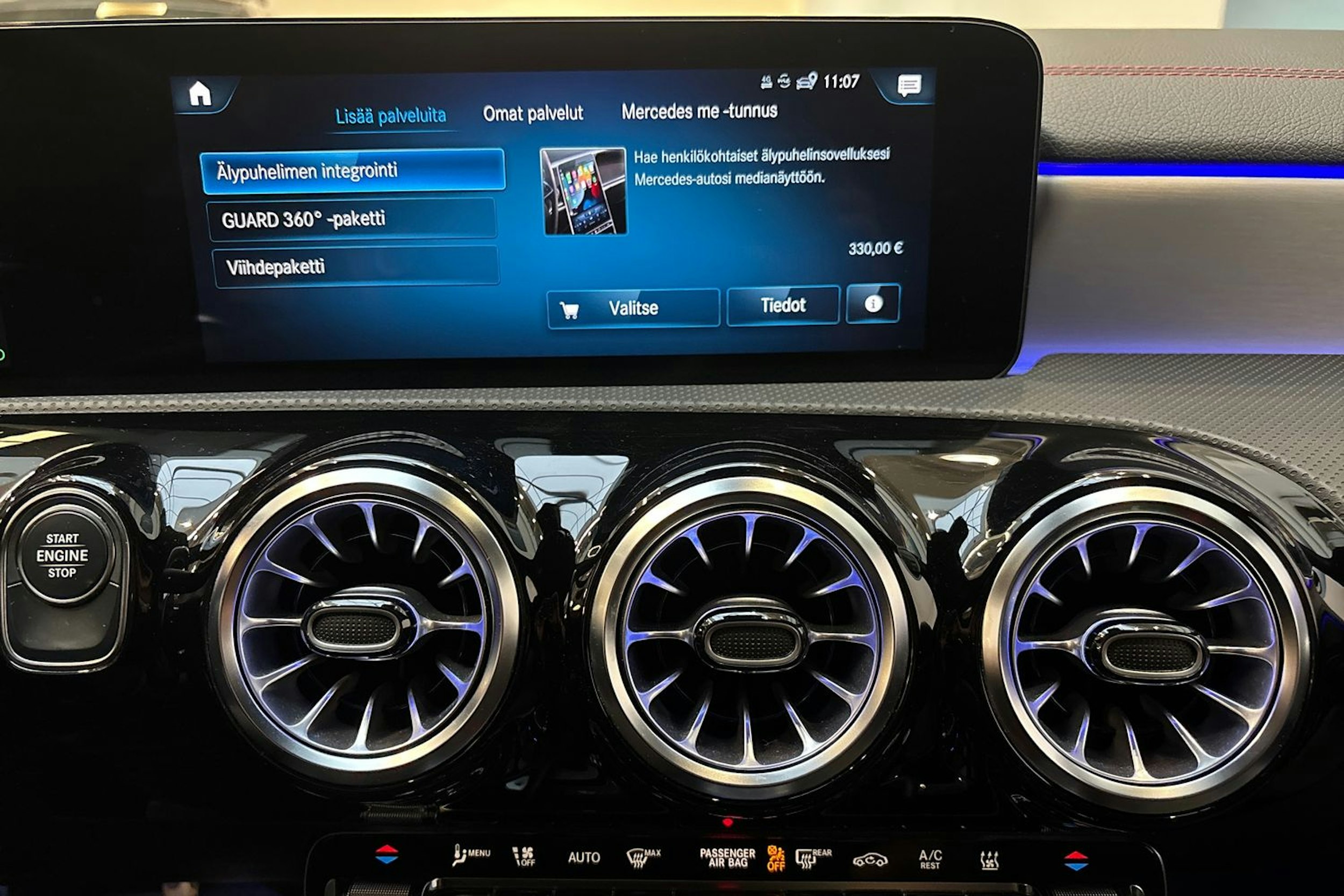 musta Mercedes-Benz CLA 2023 kuva 22.