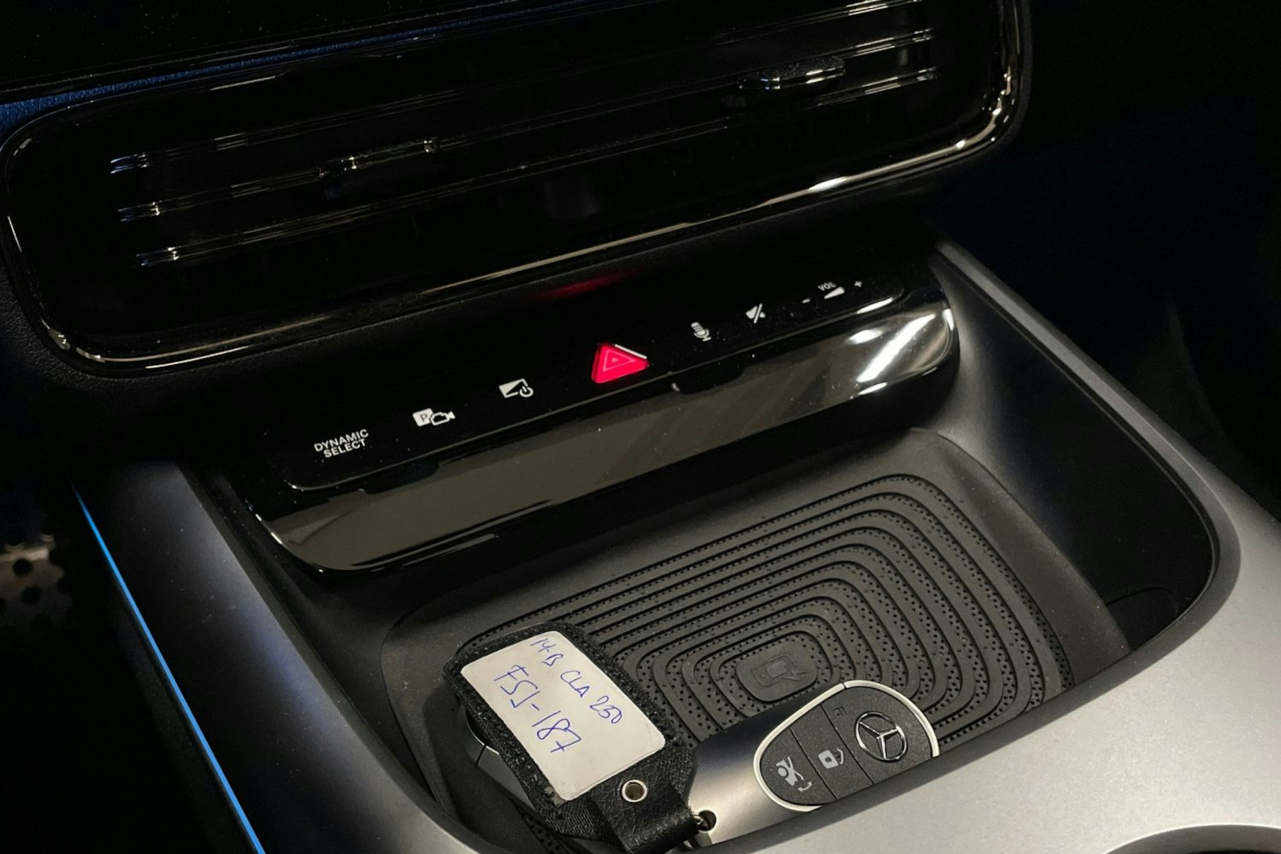 valkoinen Mercedes-Benz CLA 2025 kuva 20.