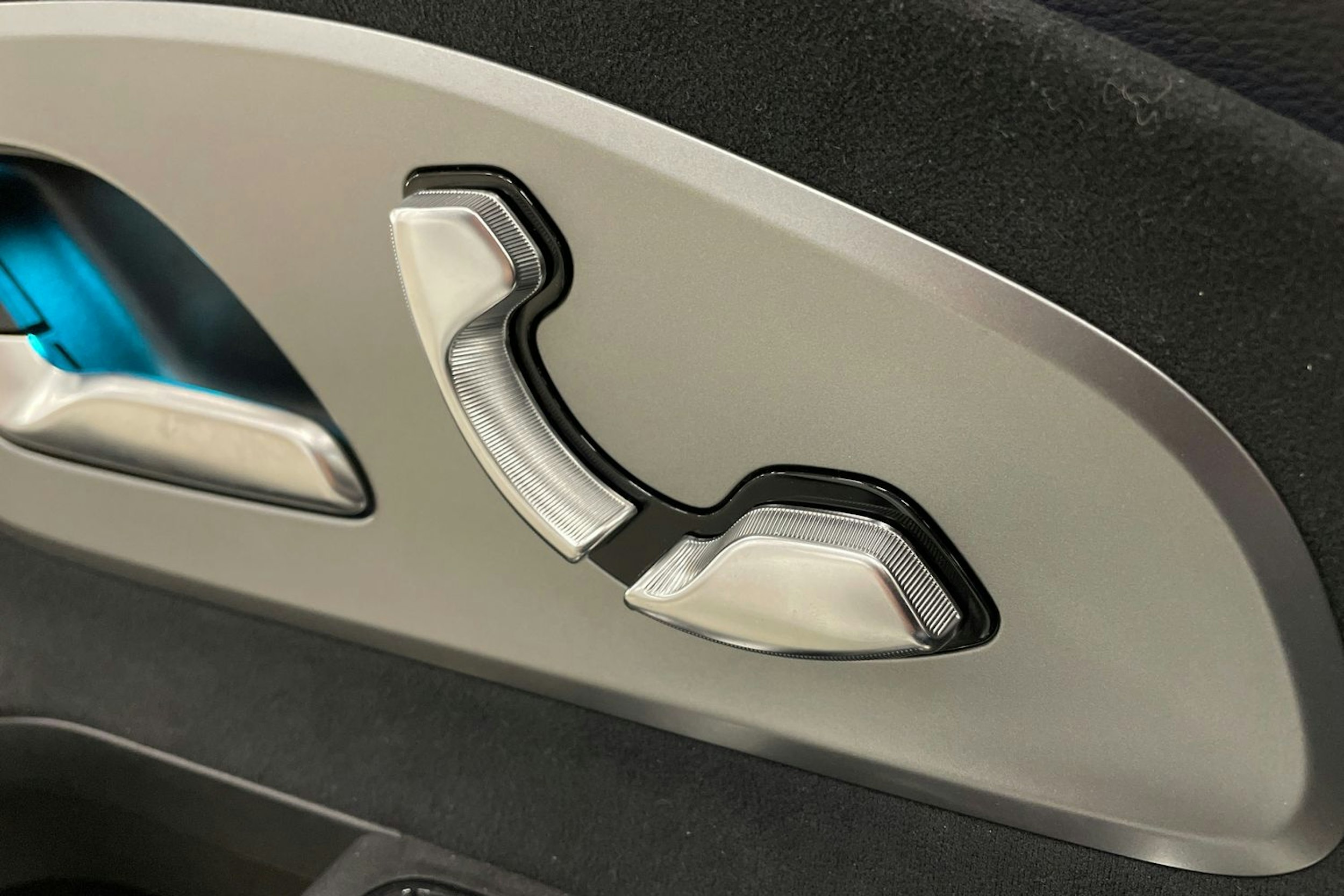 valkoinen Mercedes-Benz CLA 2025 kuva 21.