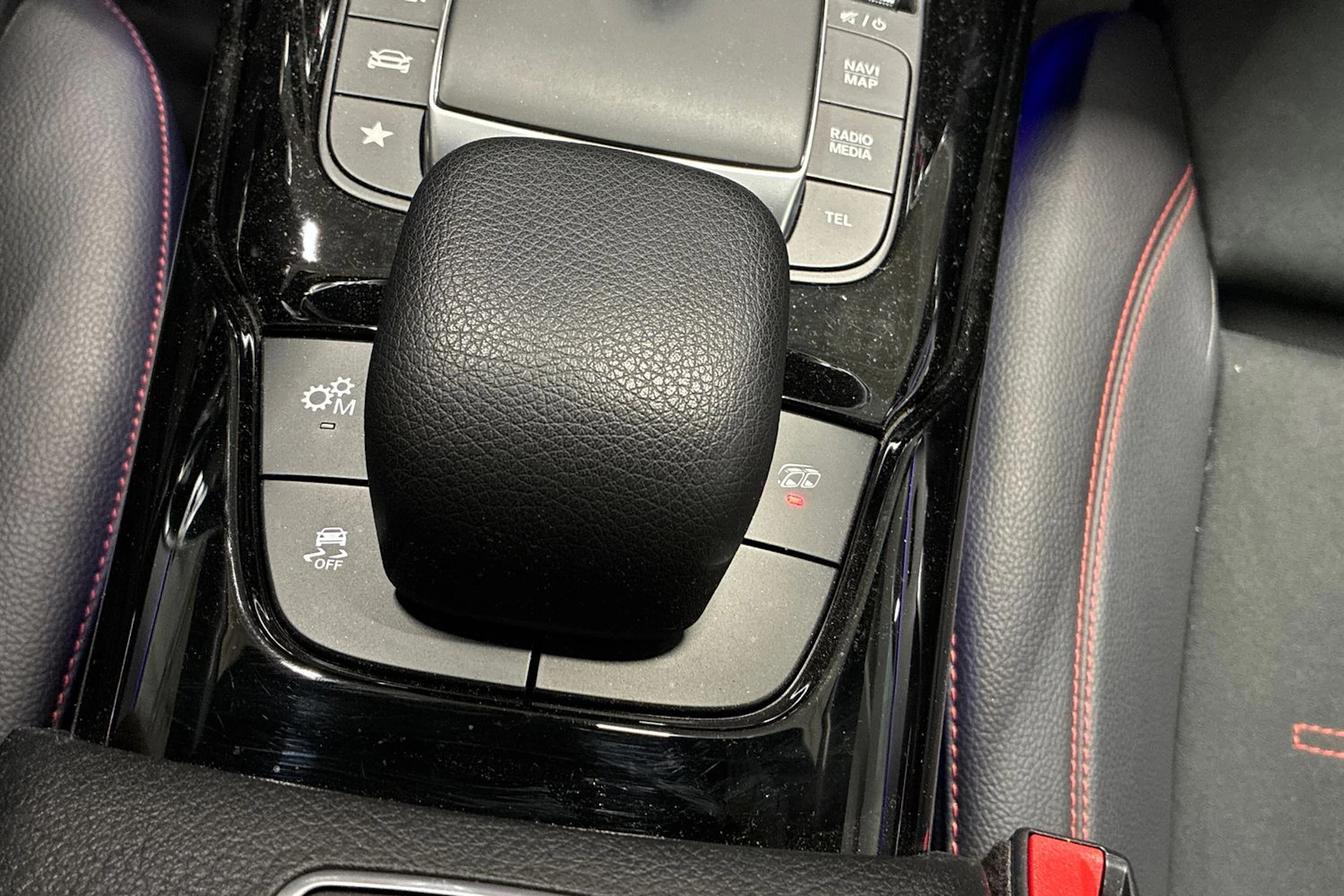 harmaa Mercedes-Benz CLA 45 AMG 2021 kuva 9.