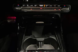 harmaa Mercedes-Benz CLA 2021 kuva 21.