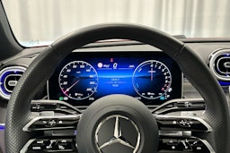 punainen Mercedes-Benz CLE 2024 kuva 11.