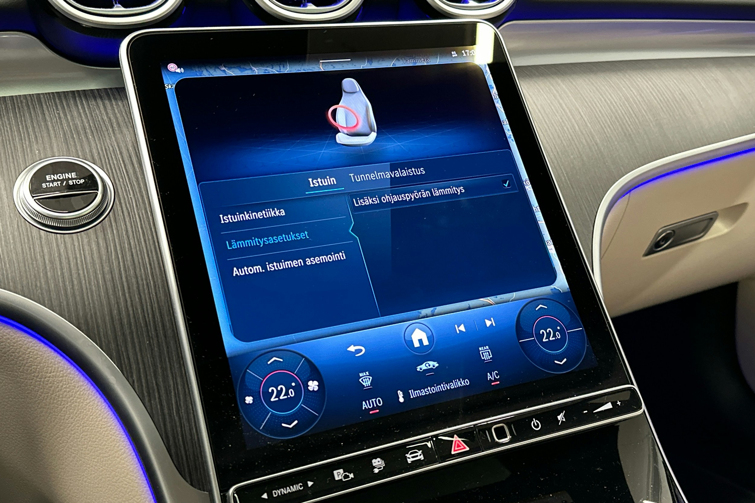 punainen Mercedes-Benz CLE 2024 kuva 14.