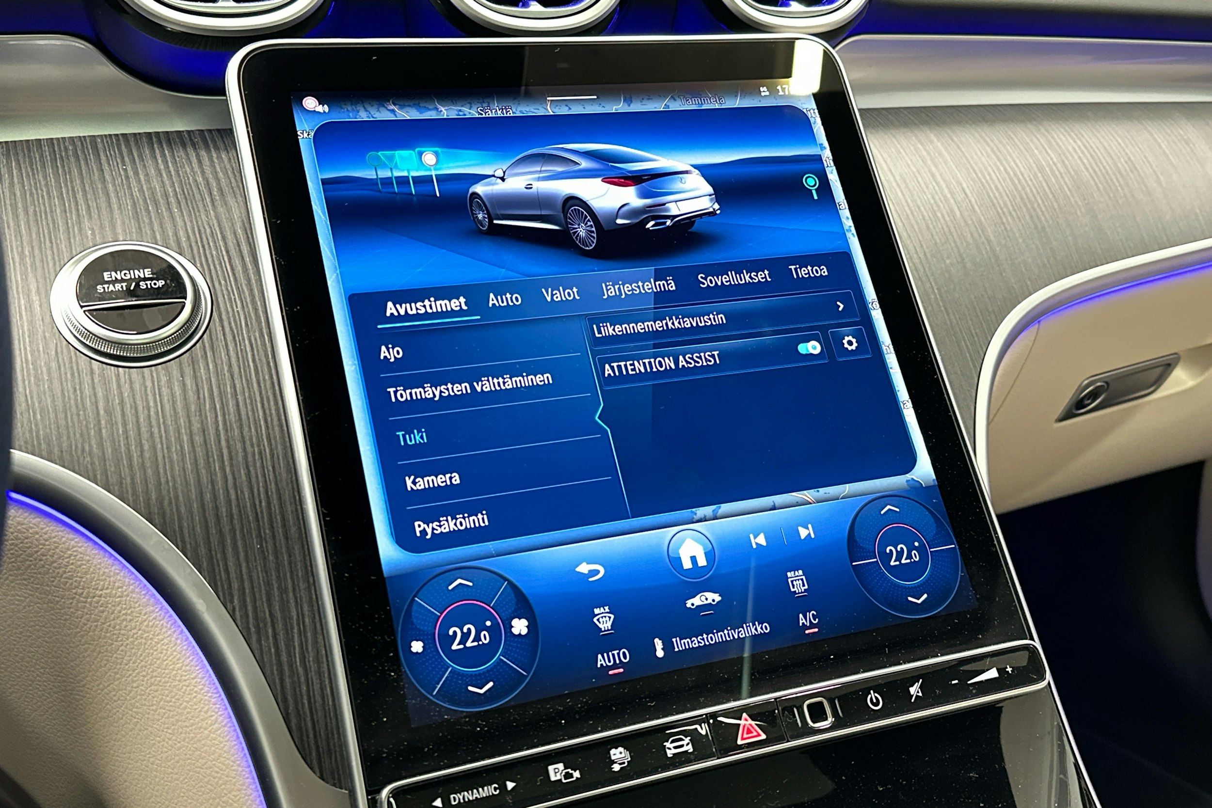 punainen Mercedes-Benz CLE 2024 kuva 17.