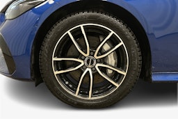 sininen Mercedes-Benz CLE 2024 kuva 11.