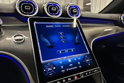 sininen Mercedes-Benz CLE 2024 kuva 19.