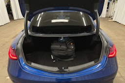 sininen Mercedes-Benz CLE 2024 kuva 30.