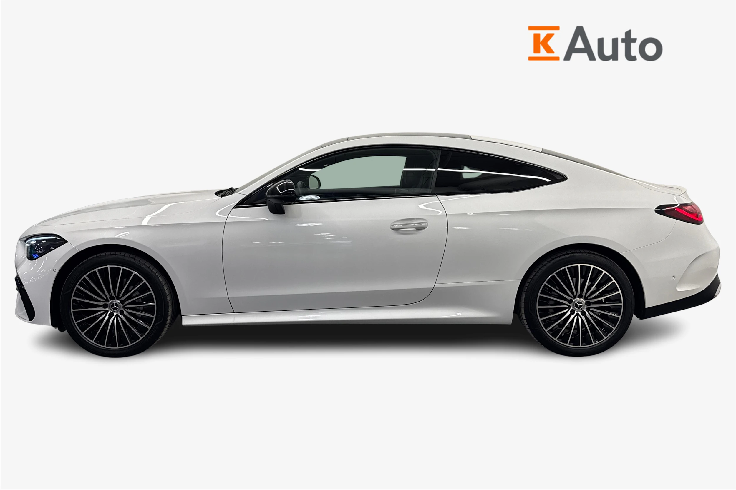 valkoinen Mercedes-Benz CLE 2025 kuva 5.