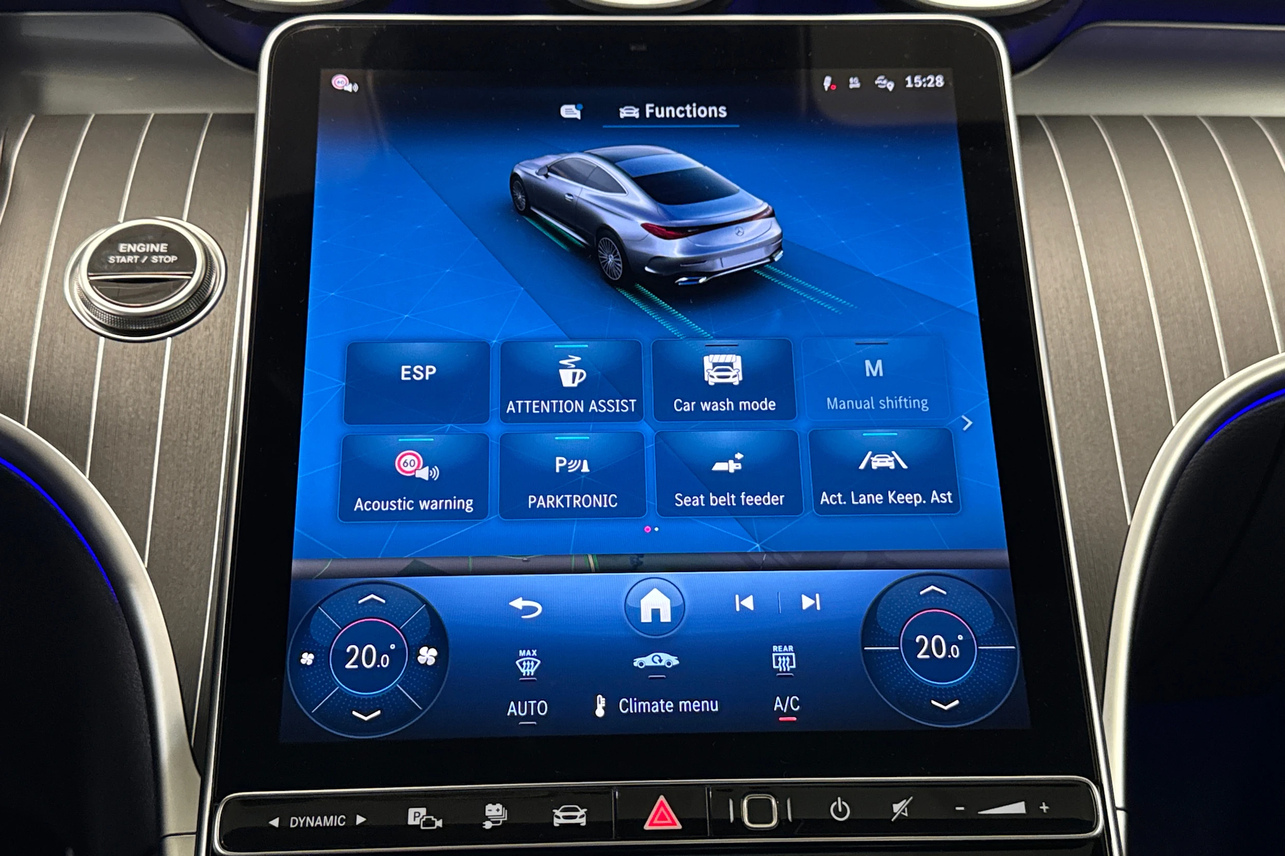 valkoinen Mercedes-Benz CLE 2025 kuva 19.