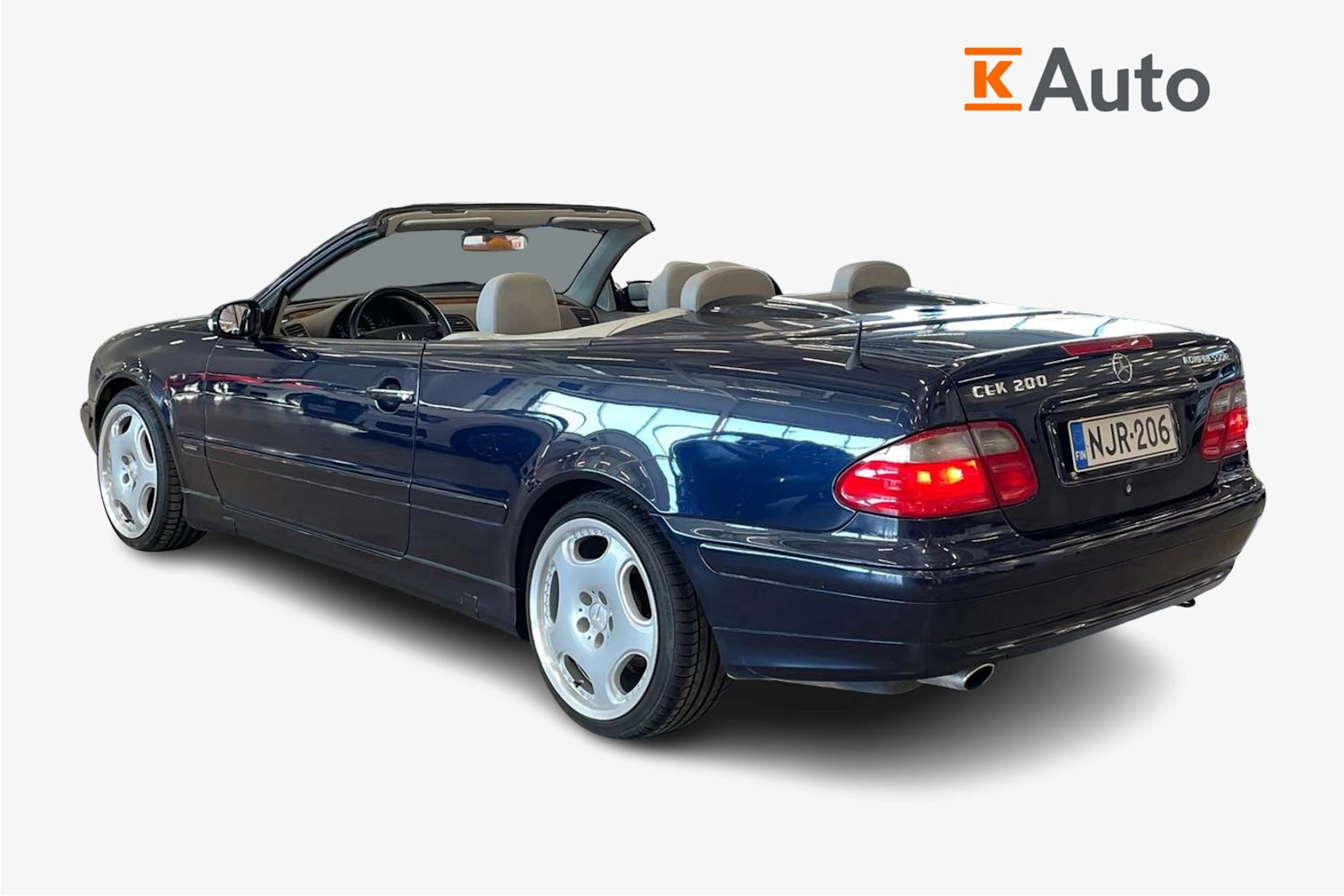 sininen Mercedes-Benz CLK 2002 kuva 2.