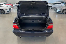 sininen Mercedes-Benz CLK 2002 kuva 20.