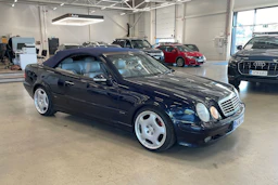 sininen Mercedes-Benz CLK 2002 kuva 23.
