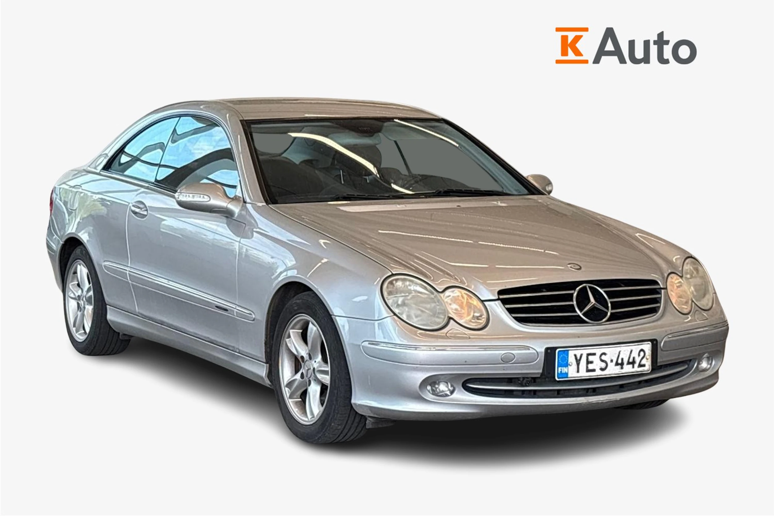harmaa Mercedes-Benz CLK 2003 kuva 1.