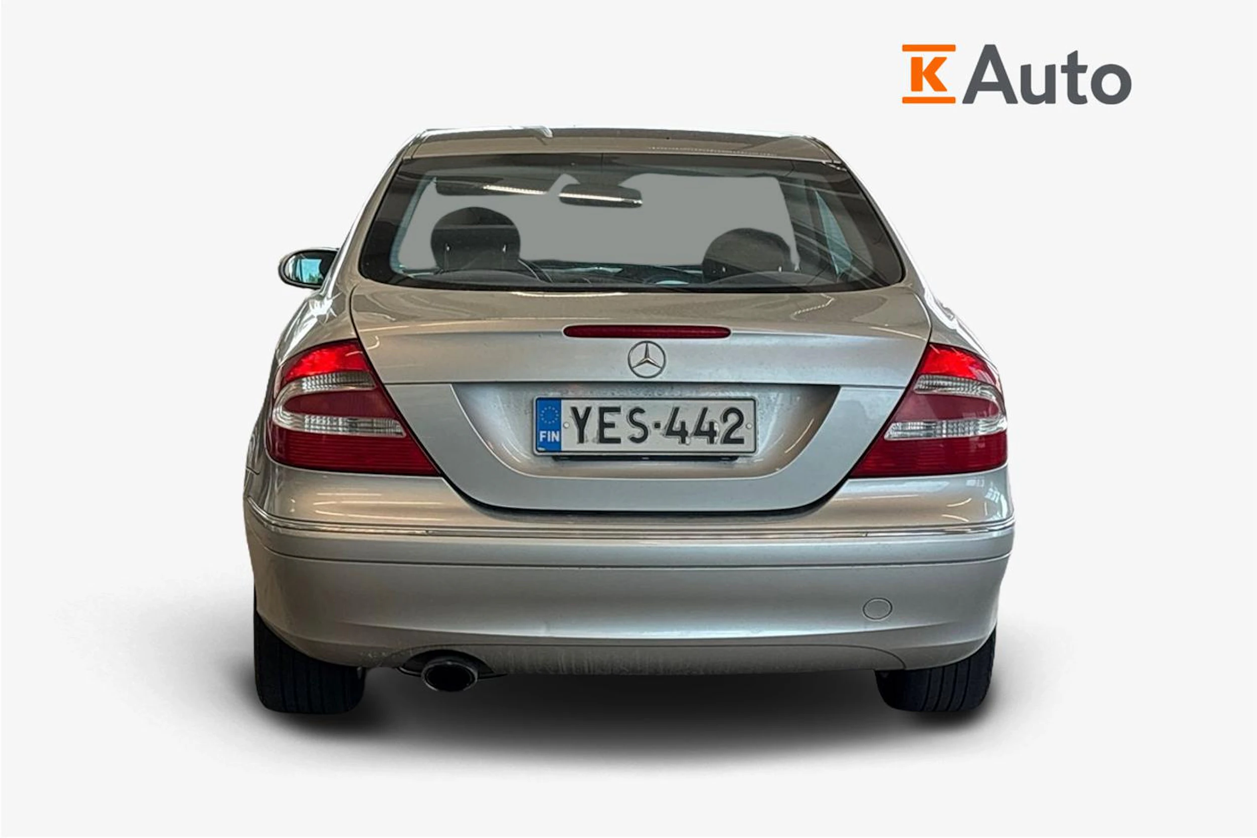harmaa Mercedes-Benz CLK 2003 kuva 4.