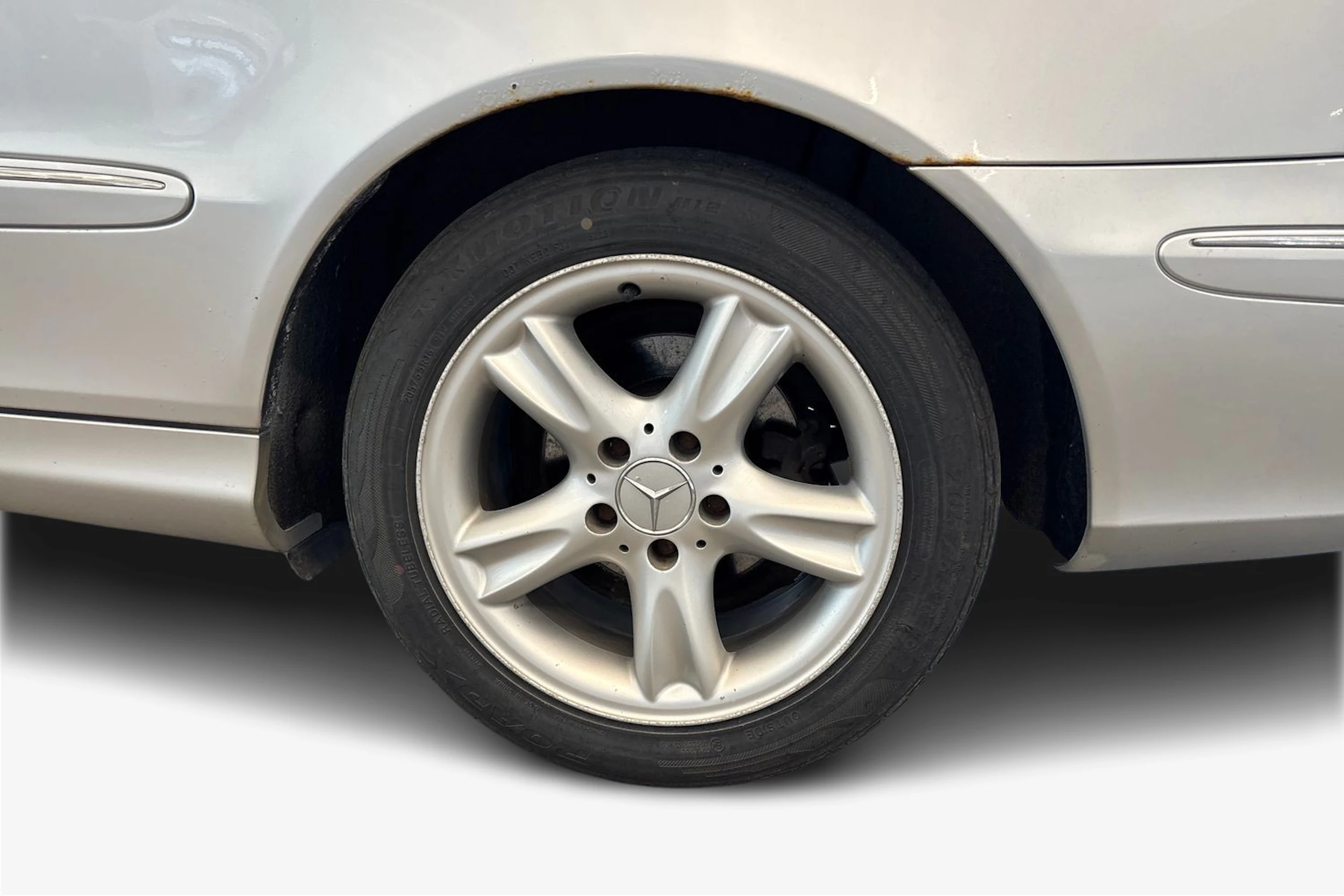 harmaa Mercedes-Benz CLK 2003 kuva 12.