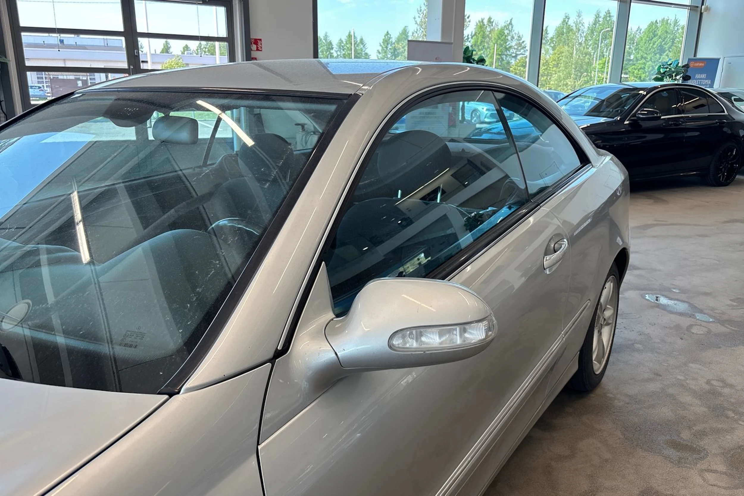 harmaa Mercedes-Benz CLK 2003 kuva 31.